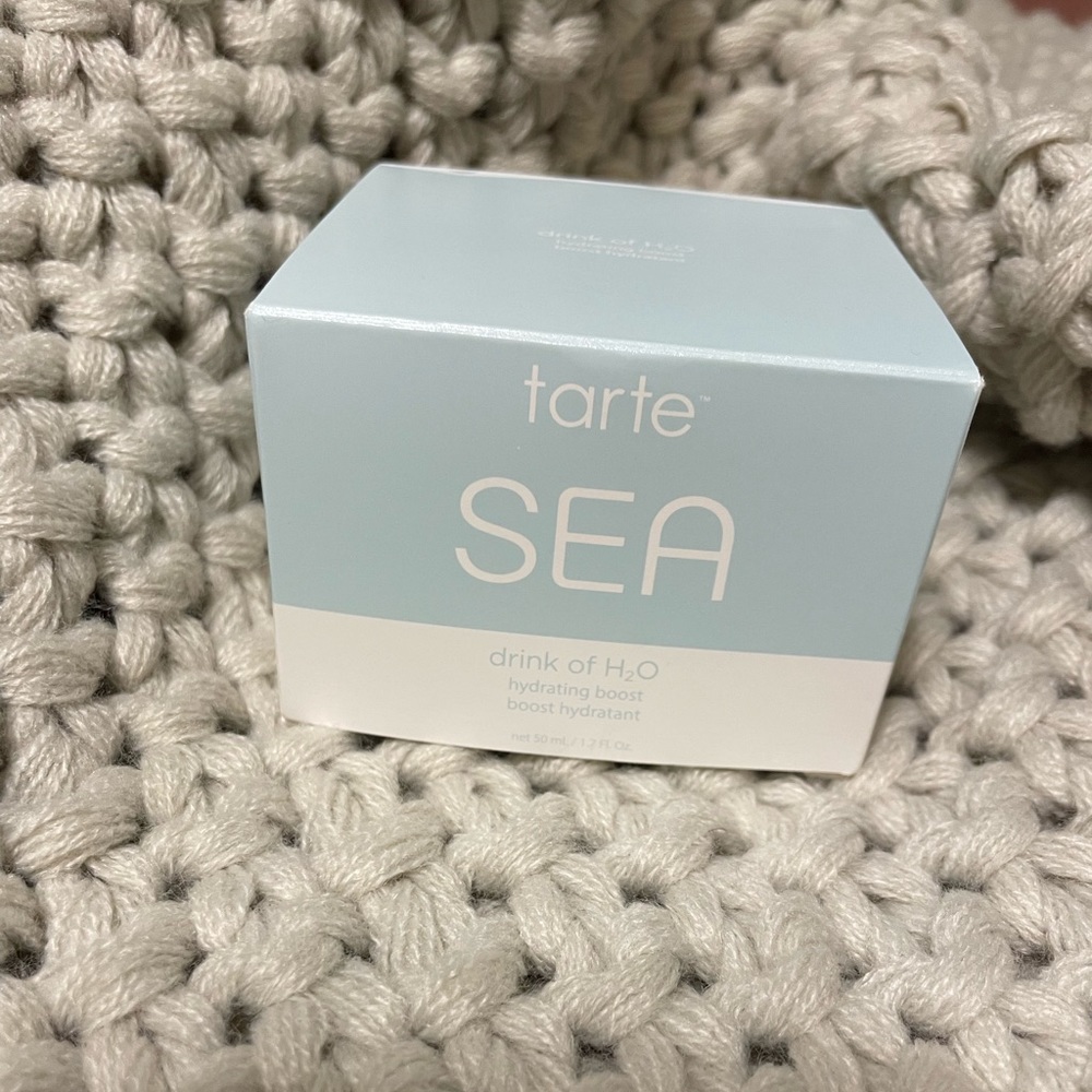 Tarte Drink of H2O